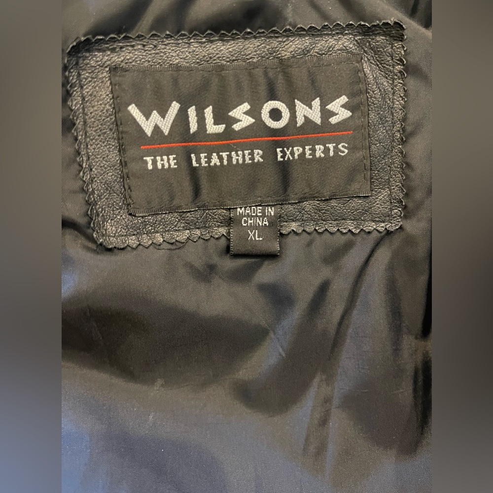 Wilsons 100% Leather Black Bomber Jacket Mens Size XL EUC - Picture 9 of 14